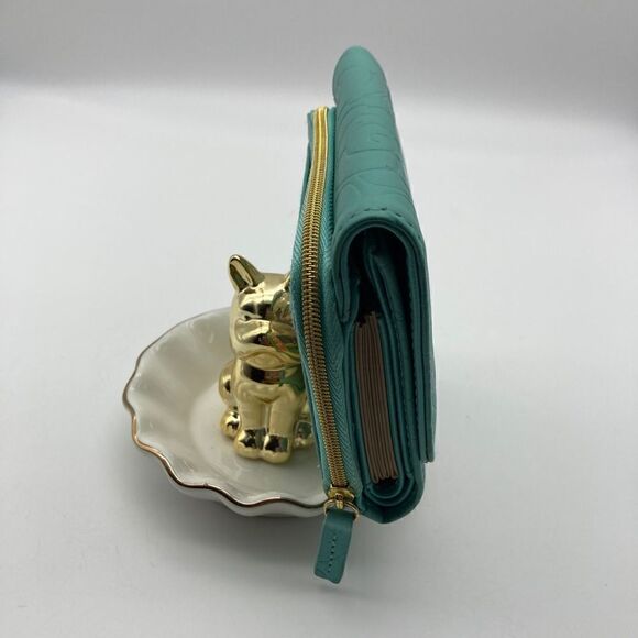 Buxton Aguamarine Genuine Leather French Wallet Like New - Picture 4 of 12